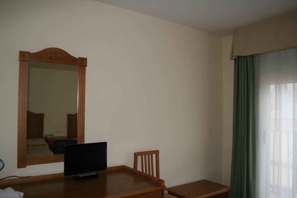 Hotel Austria 76 Puerto de Sagunto Exterior photo